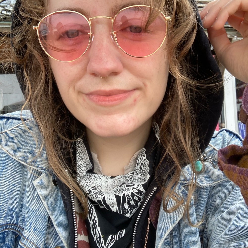 Meet your Posher, Amelia
